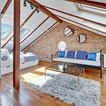 Cosy Attic - Klimatyczny Na Poddaszu Z Parkingiem By Lion سوبوت