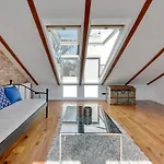 Cosy Attic - Klimatyczny Na Poddaszy Z Parkingiem By Lion