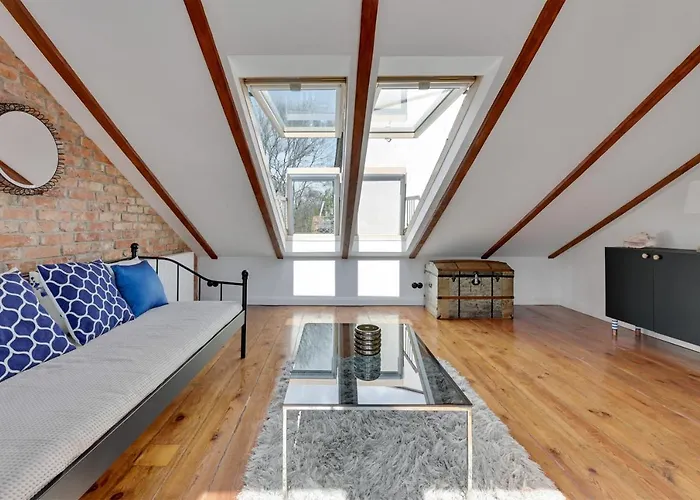 Cosy Attic - Klimatyczny Na Poddaszu Z Parkingiem By Lion